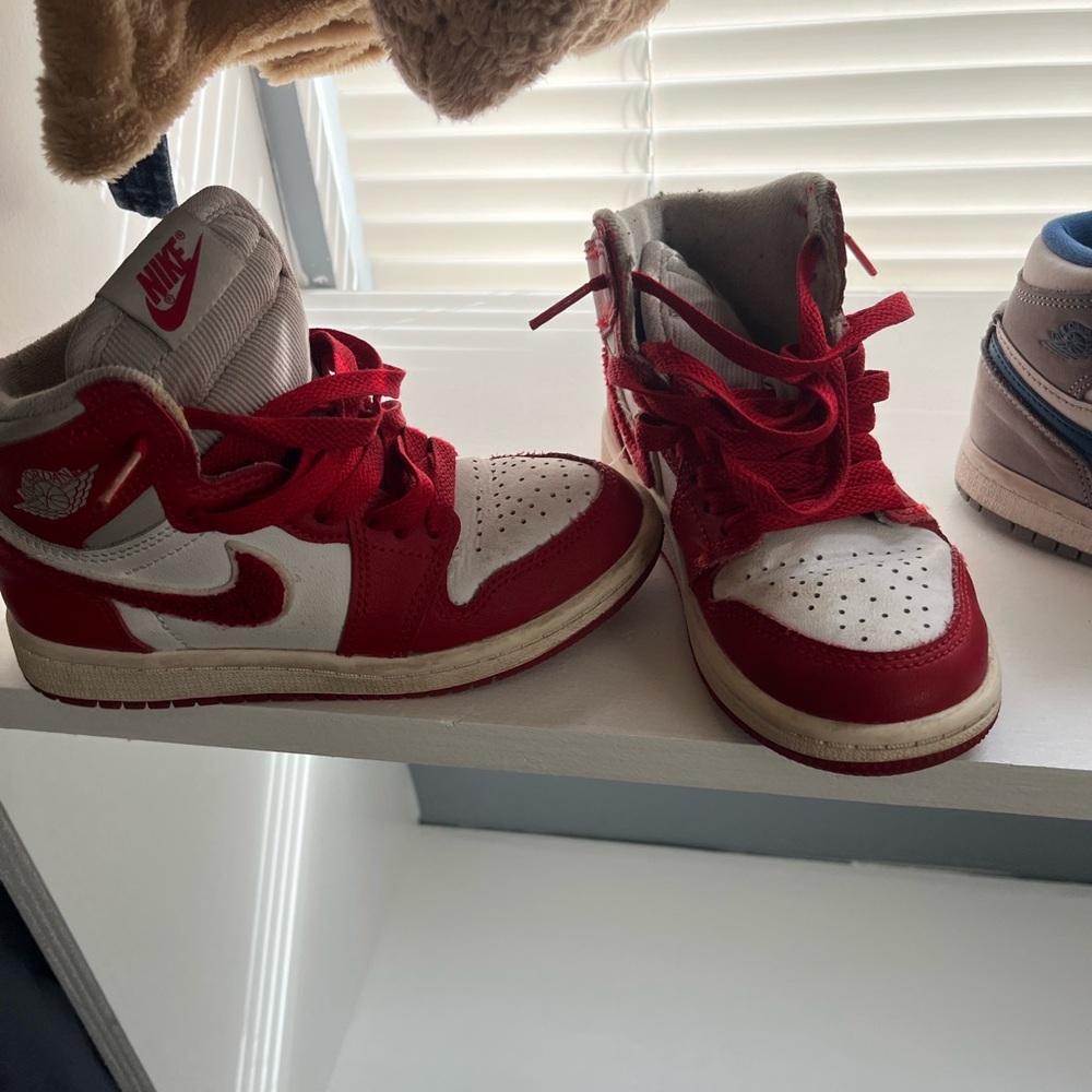 Nike Kids Red and White High-Top Sneakers